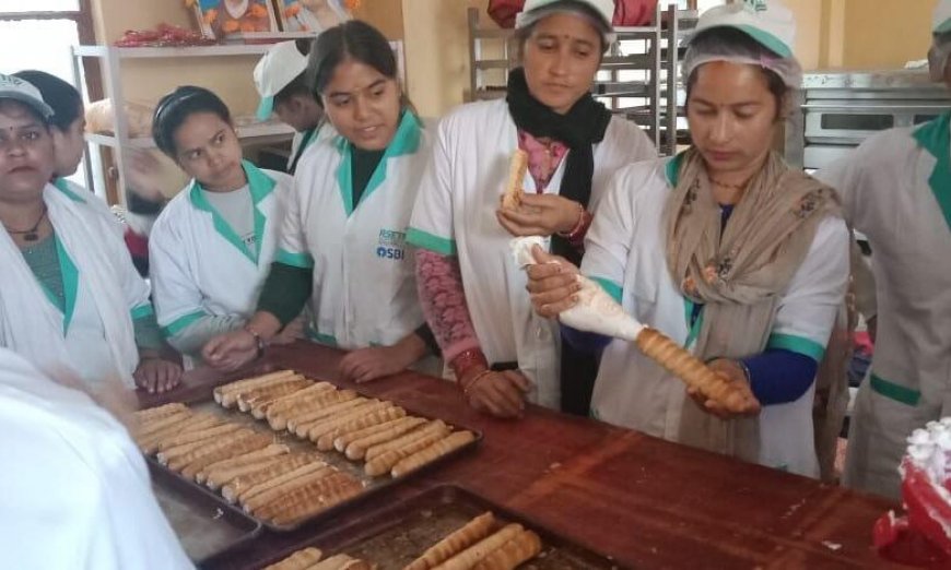 प्रधानमंत्री ने पिछले साल दिसंबर में हाउस ऑफ हिमालया को पेश किया था, एक साल से भी कम समय में 34 लाख रुपये से अधिक की बिक्री